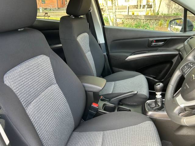 2024 Suzuki SX4 S Cross 1.4 Motion