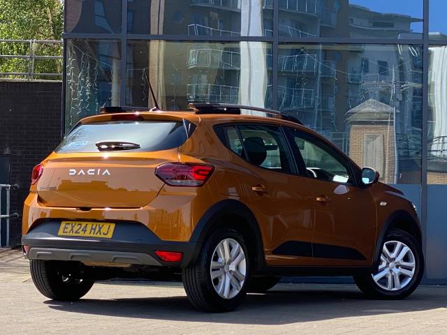 2024 Dacia Sandero Stepway 1.0 TCe Bi-Fuel Expression 5dr