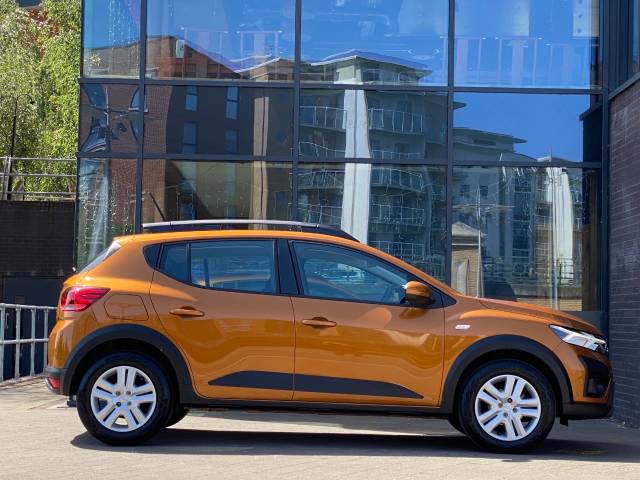 2024 Dacia Sandero Stepway 1.0 TCe Bi-Fuel Expression 5dr