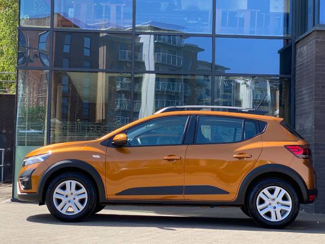 2024 Dacia Sandero Stepway 1.0 TCe Bi-Fuel Expression 5dr